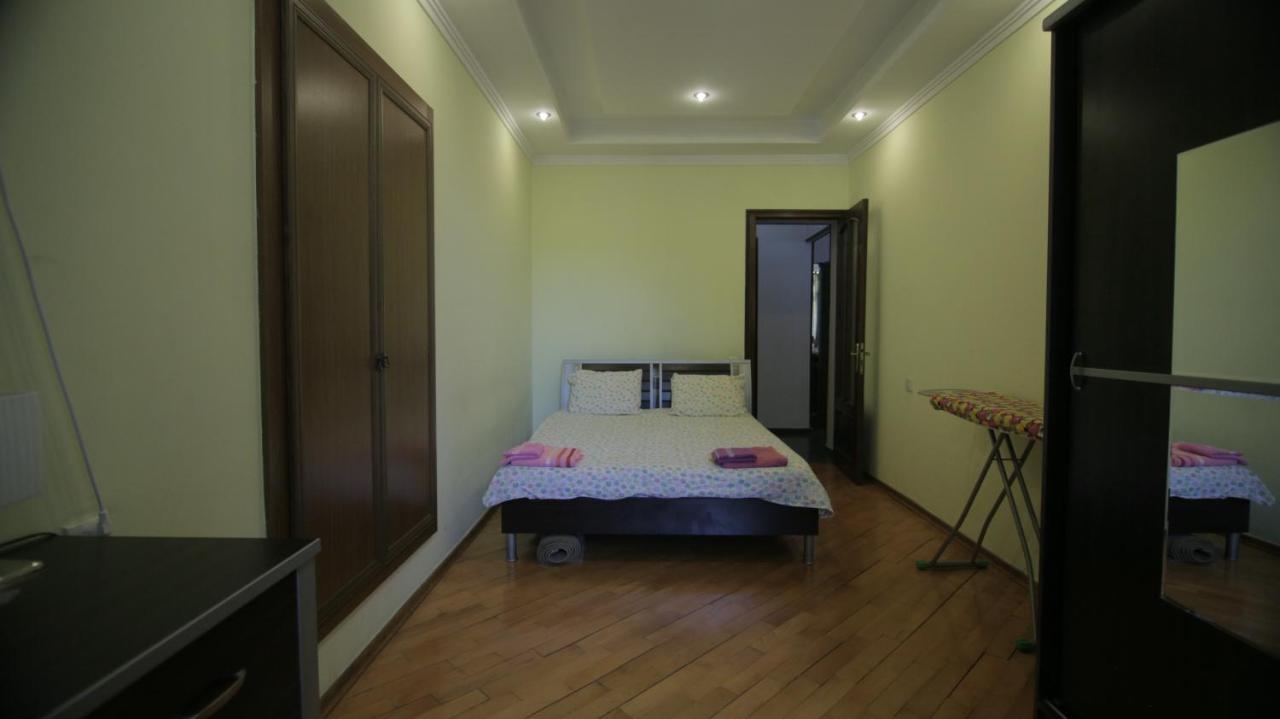 Apartment On Sanapiro Tbilisi Exteriér fotografie