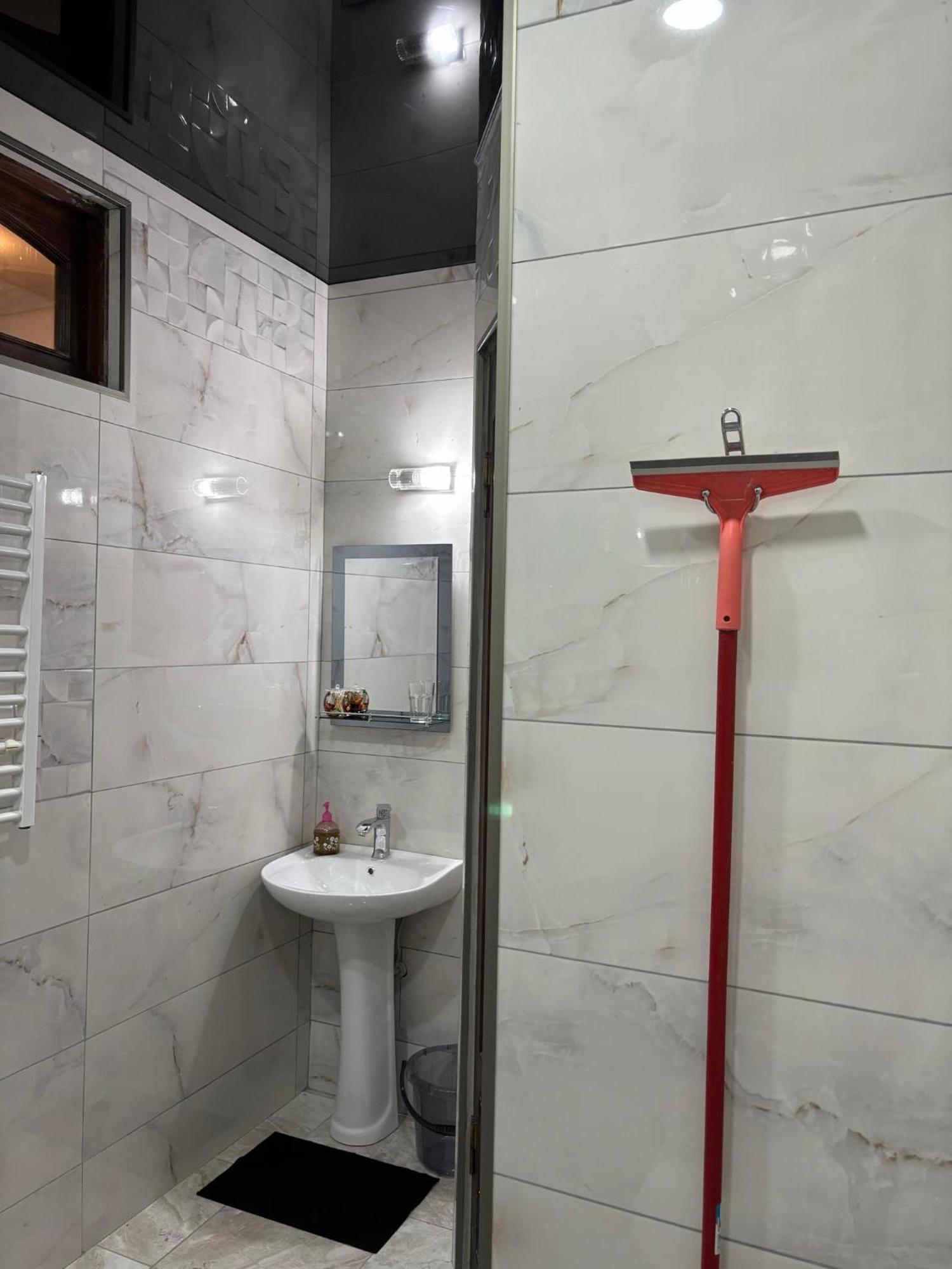 Apartment On Sanapiro Tbilisi Exteriér fotografie